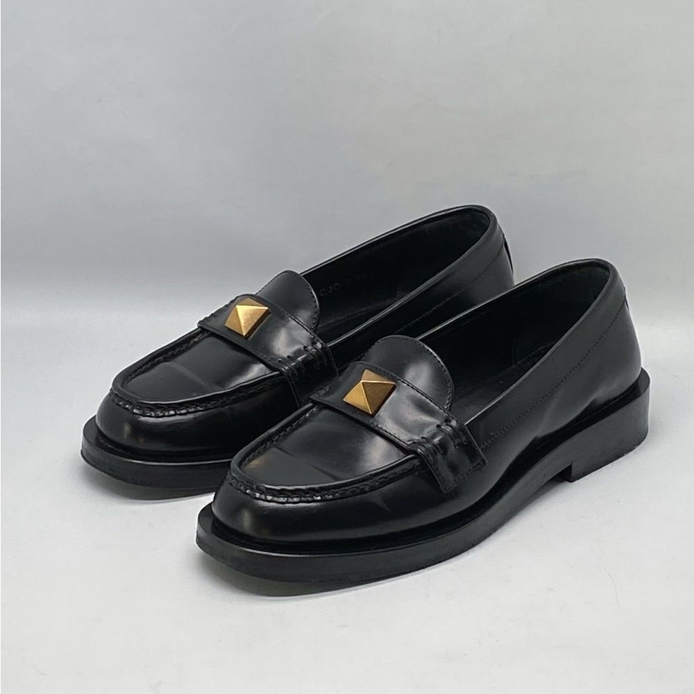 Valentino Garavani Roman Stud Loafers size 36